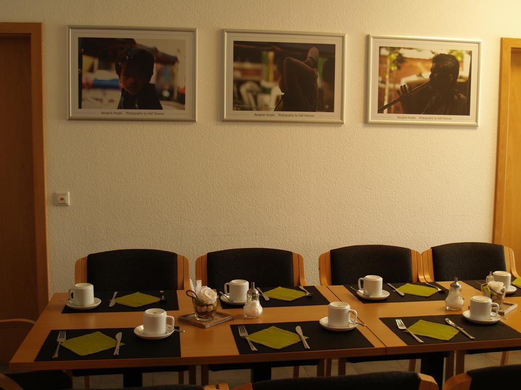 Boardingroom ฟิลเดอร์ชตัดท์ ภายนอก รูปภาพ